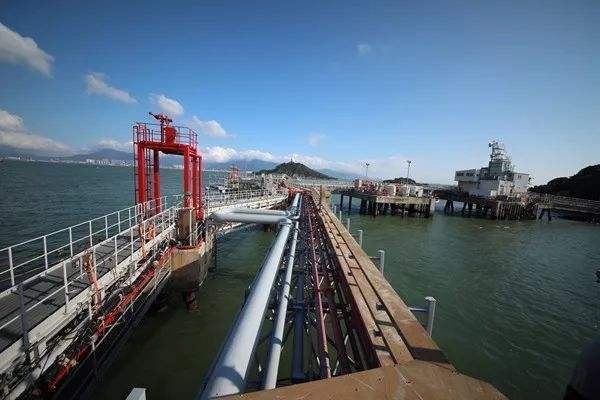 香港国际机场：世界最长海底燃油管道顺利完成高难穿越