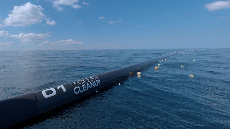 A Giant Floating Tube Is Headed To Clean the Ocean's Great Garbage Patch